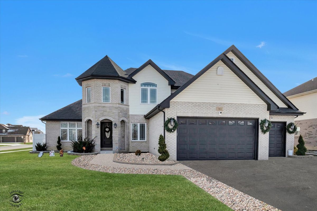 19811 Margaret Court, Lynwood, IL 60411