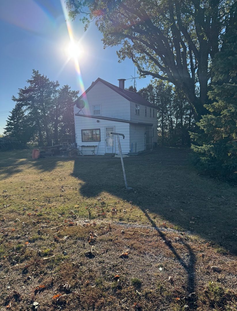 2301 County Road 3300, Gifford, IL 61847