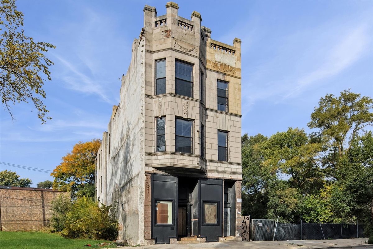 816 California Avenue, Chicago, IL 60612