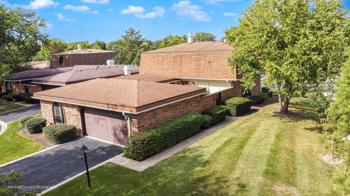 2510 Salceda Drive, Northbrook, IL 60062