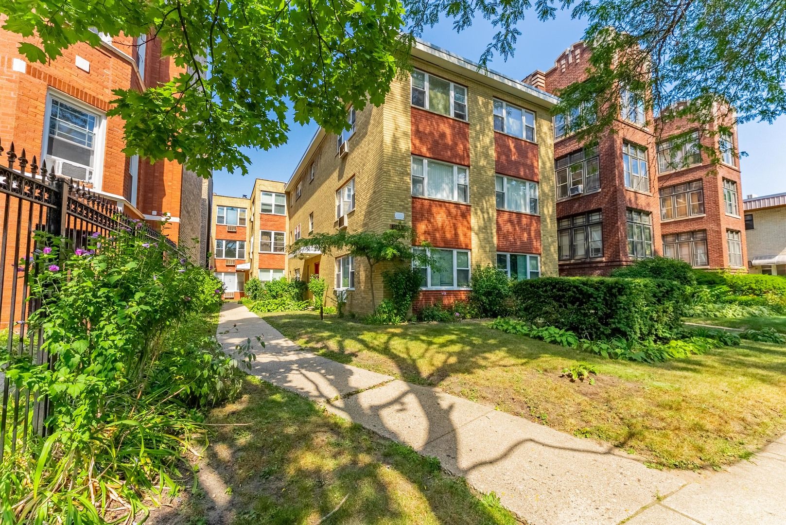 1630 W CHASE Avenue #1N — Chicago, IL 60626