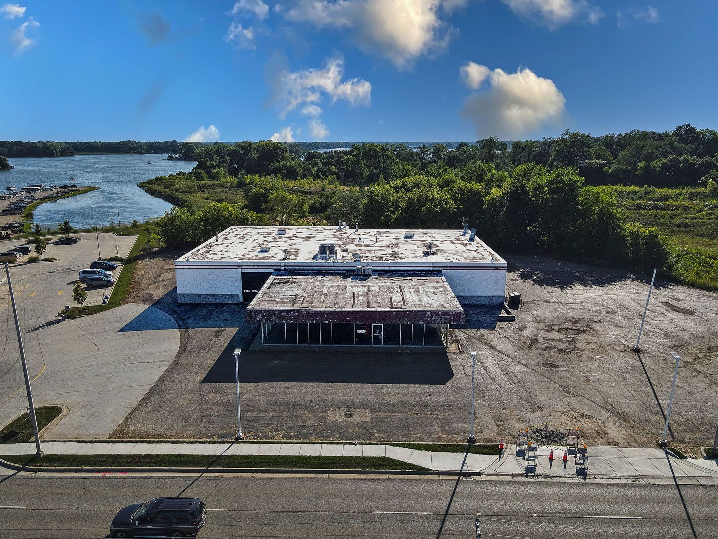 90 S Us Highway 12 — Fox Lake, IL 60020