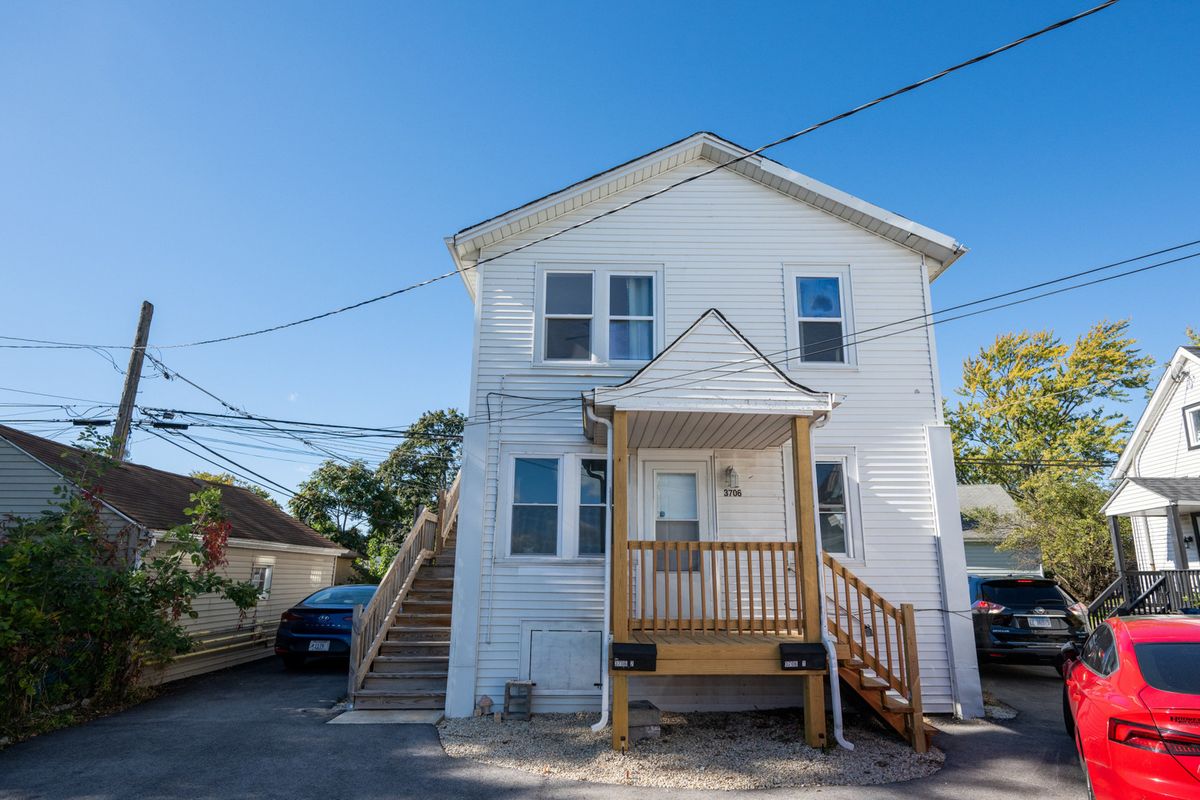 3706 Chicago Road, Steger, IL 60475