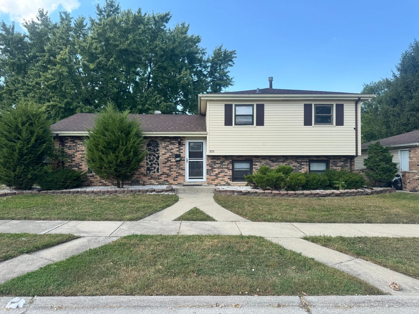 826 E 194th Street — Glenwood, IL 60425