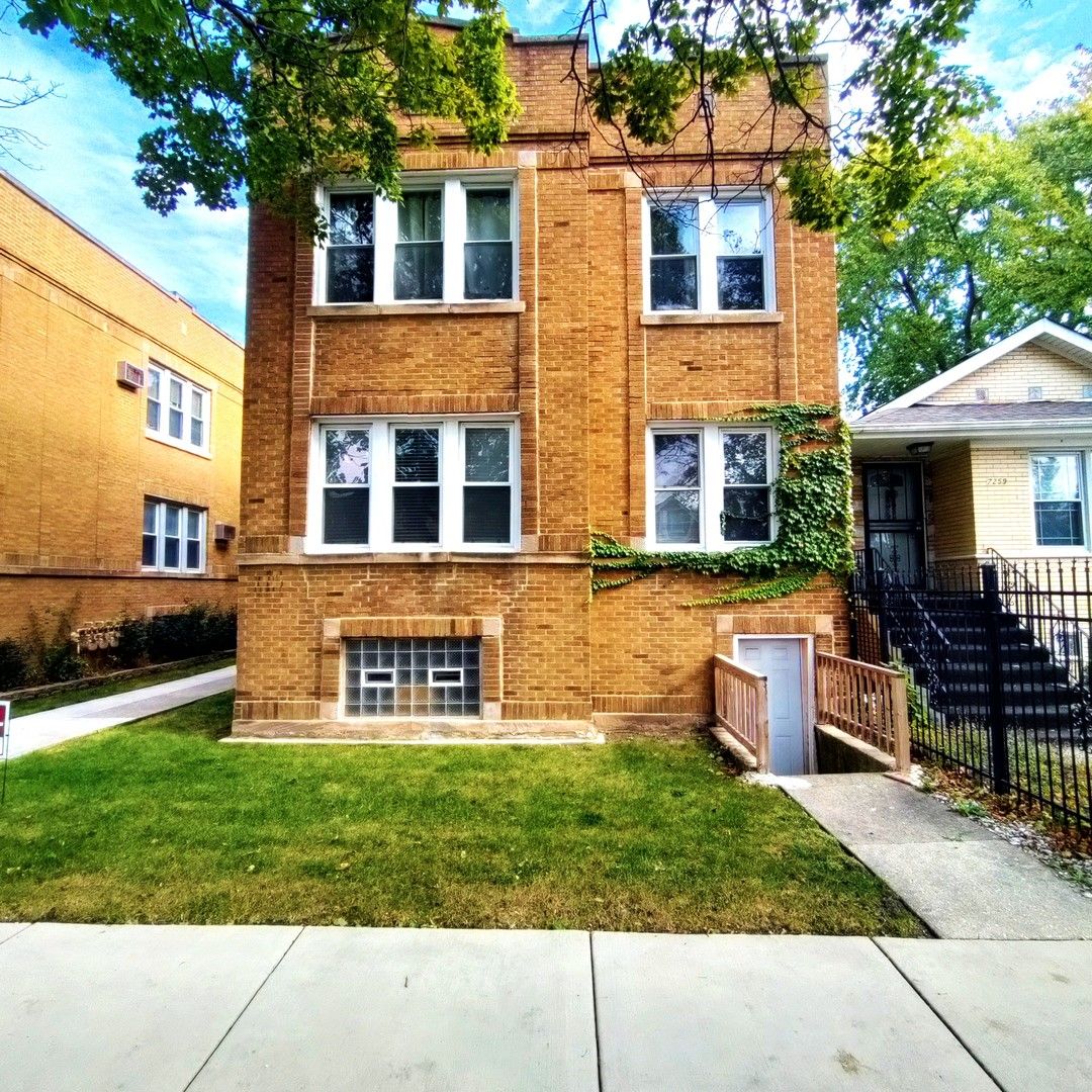 7255 Washtenaw Avenue, Chicago, IL 60629