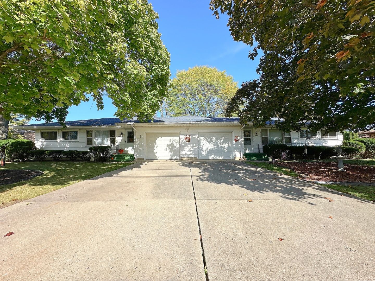 1600 E 1st Street — Streator, IL 61364