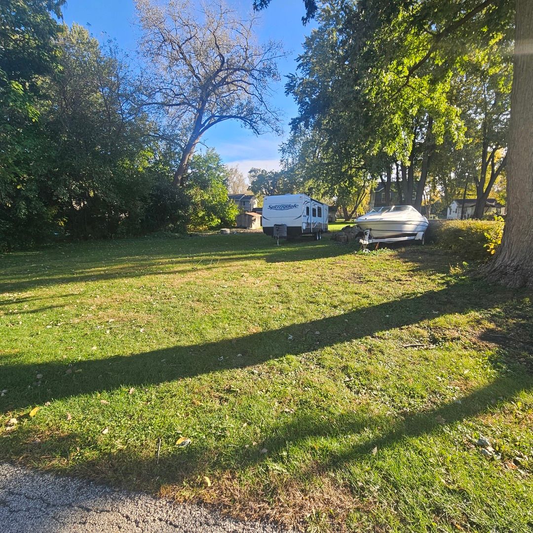 Lot 9 -10 Louise Street — Crystal Lake, IL 60014