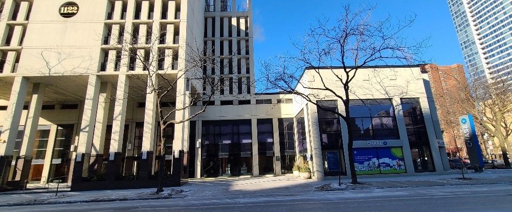 1122 N Clark Street — Chicago, IL 60610