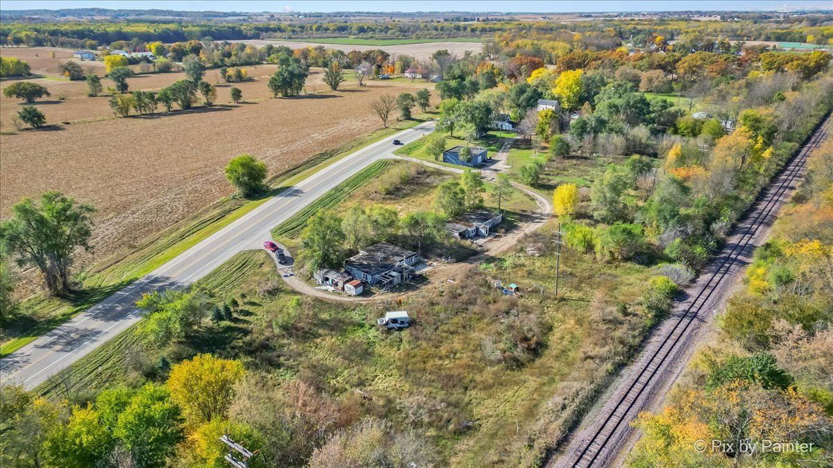 9130 US Highway 20, Garden Prairie, IL 61038