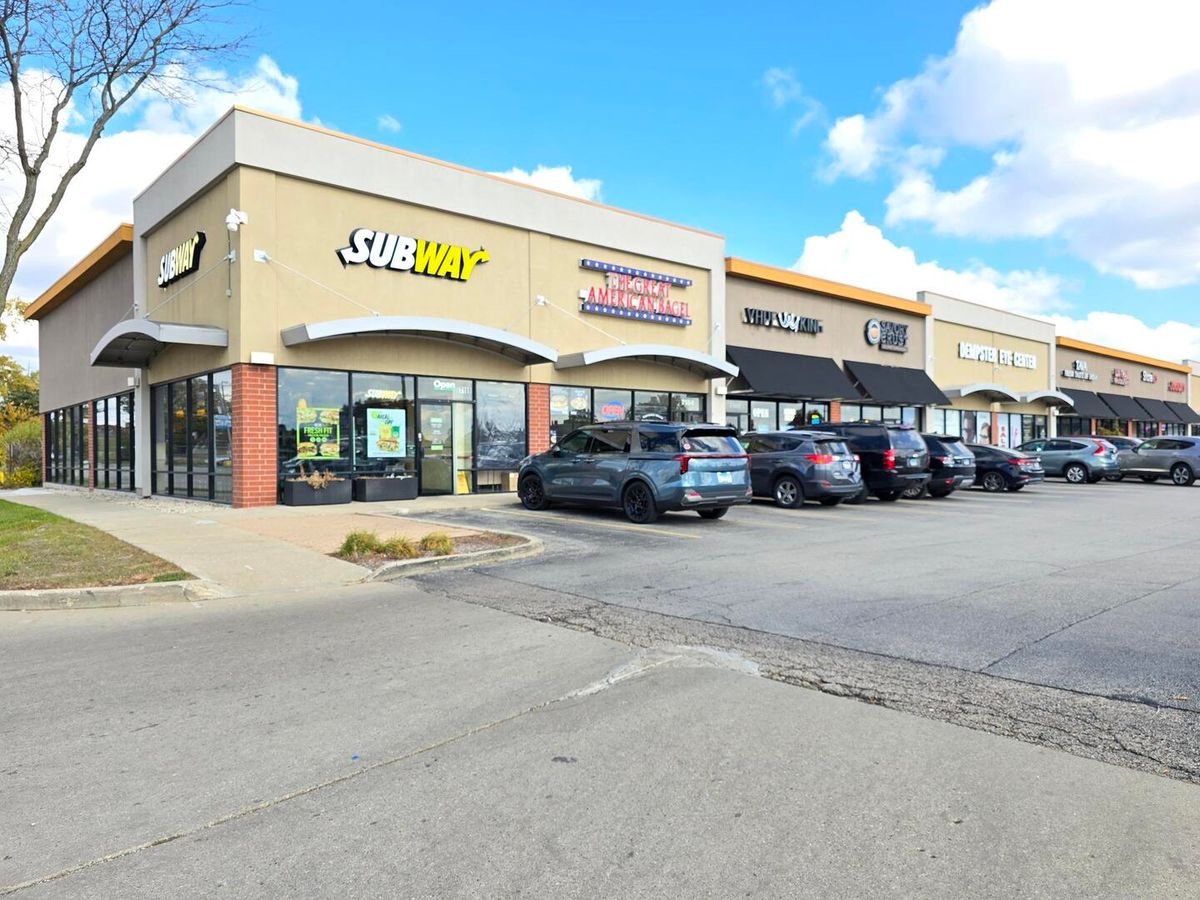 7182 Dempster Street, Morton Grove, IL 60053