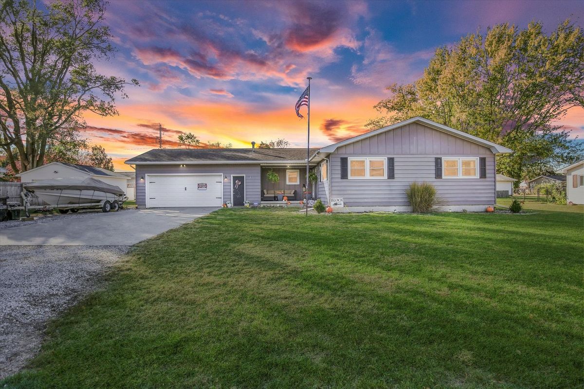 407 Washington Street, Sidney, IL 61877