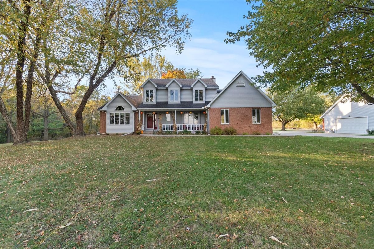 15344 Norrish Road, Morrison, IL 61270