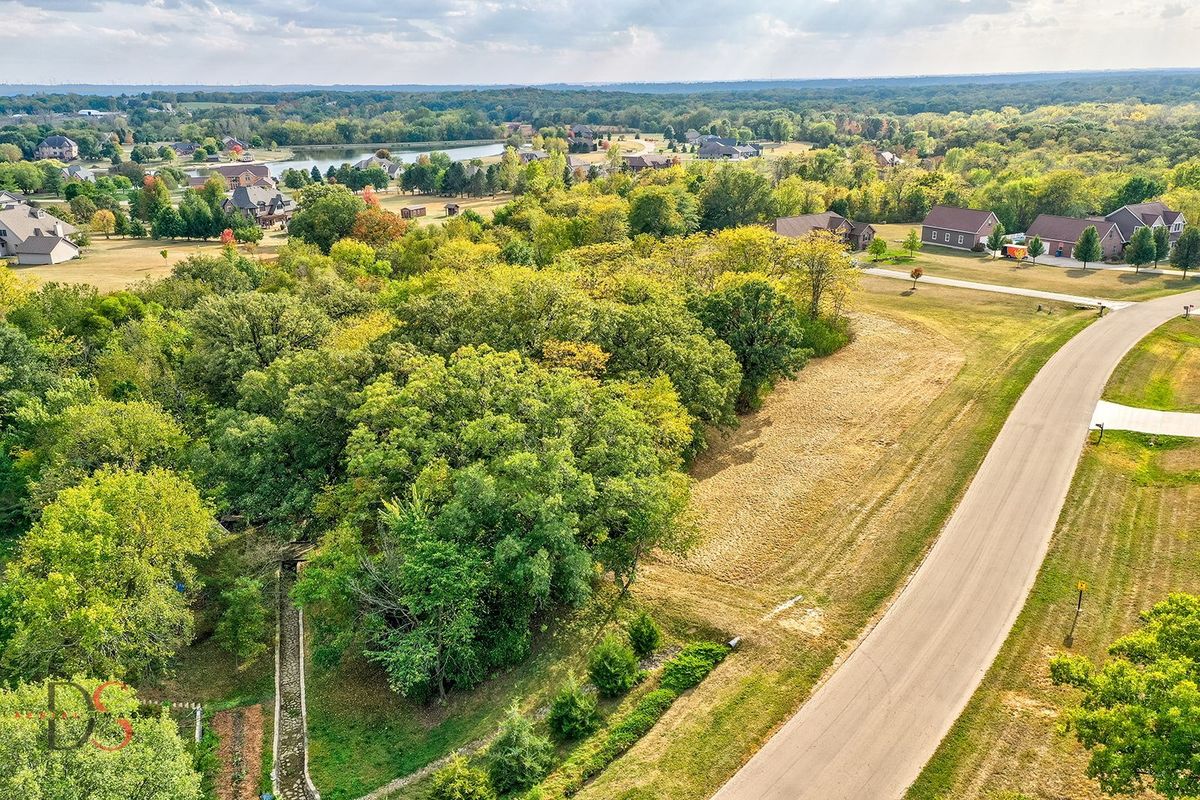 2322 Oakwood Lane, Marseilles, IL 61341