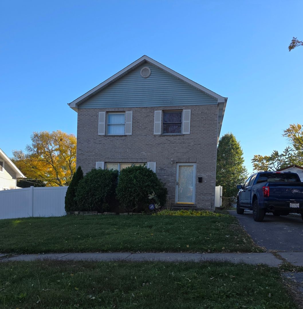 2203 120th Place — Blue Island, IL 60406