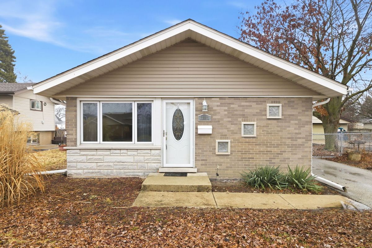 11951 Karlov Avenue, Alsip, IL 60803