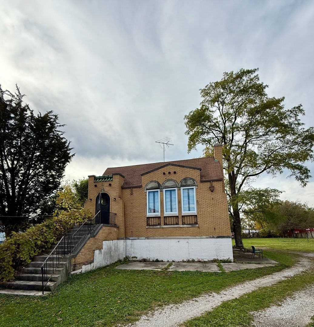 21924 Lincoln Highway, Lynwood, IL 60411