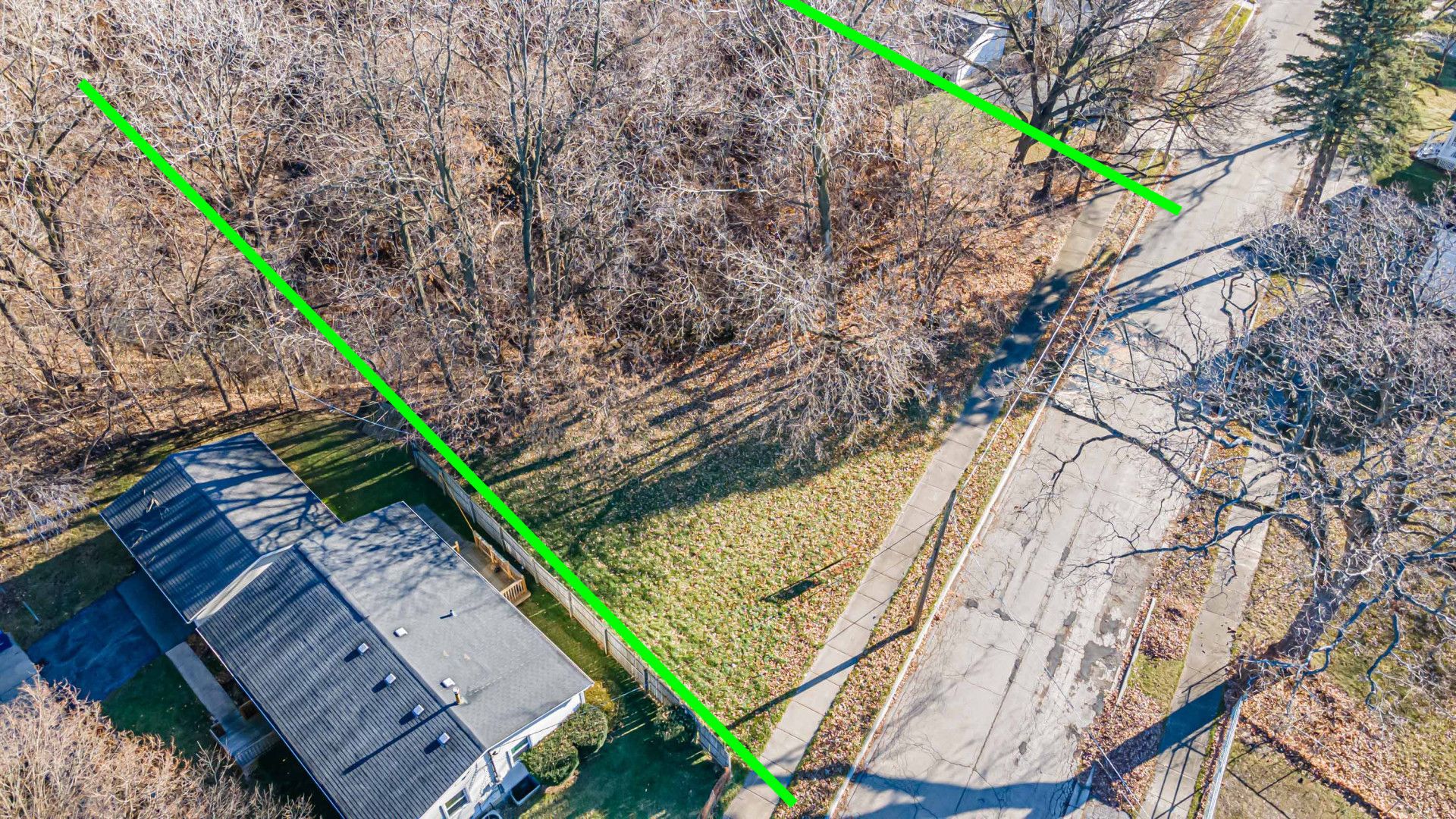305 Besley Place — Waukegan, IL 60085