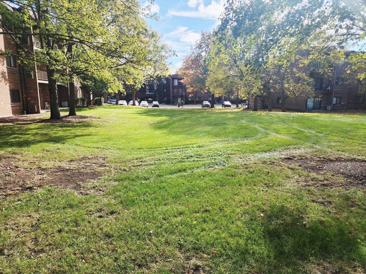 1026 Castilian Court #113 — Glenview, IL 60025