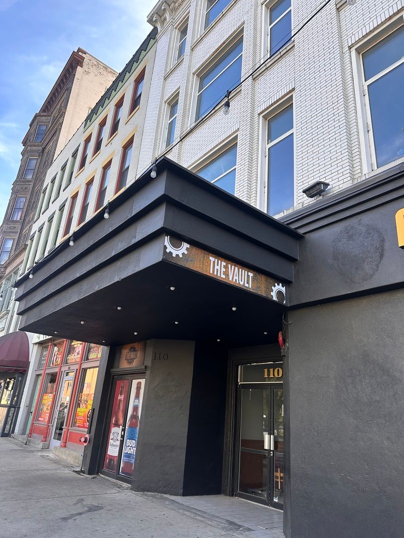 110 Washington Street, Bloomington, IL 61701