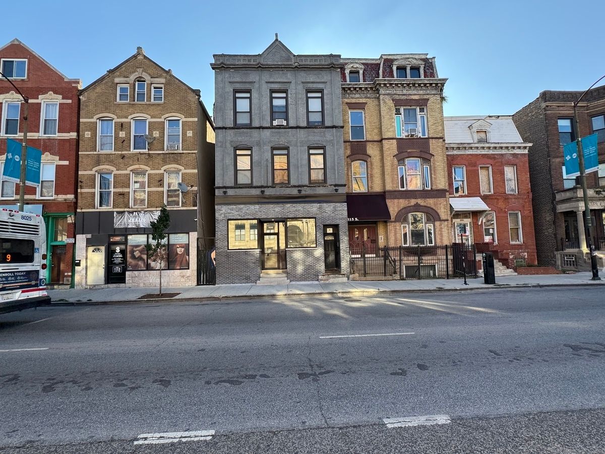 1813 Ashland Avenue, Chicago, IL 60608