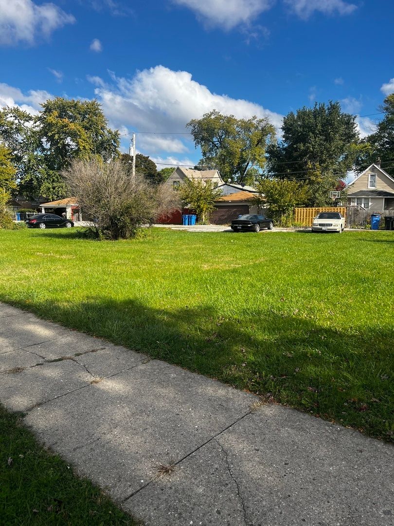 9928 S Racine Avenue — Chicago, IL 60643