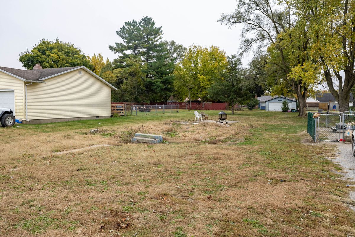 611 W Elm Street, Hoopeston, IL 60942