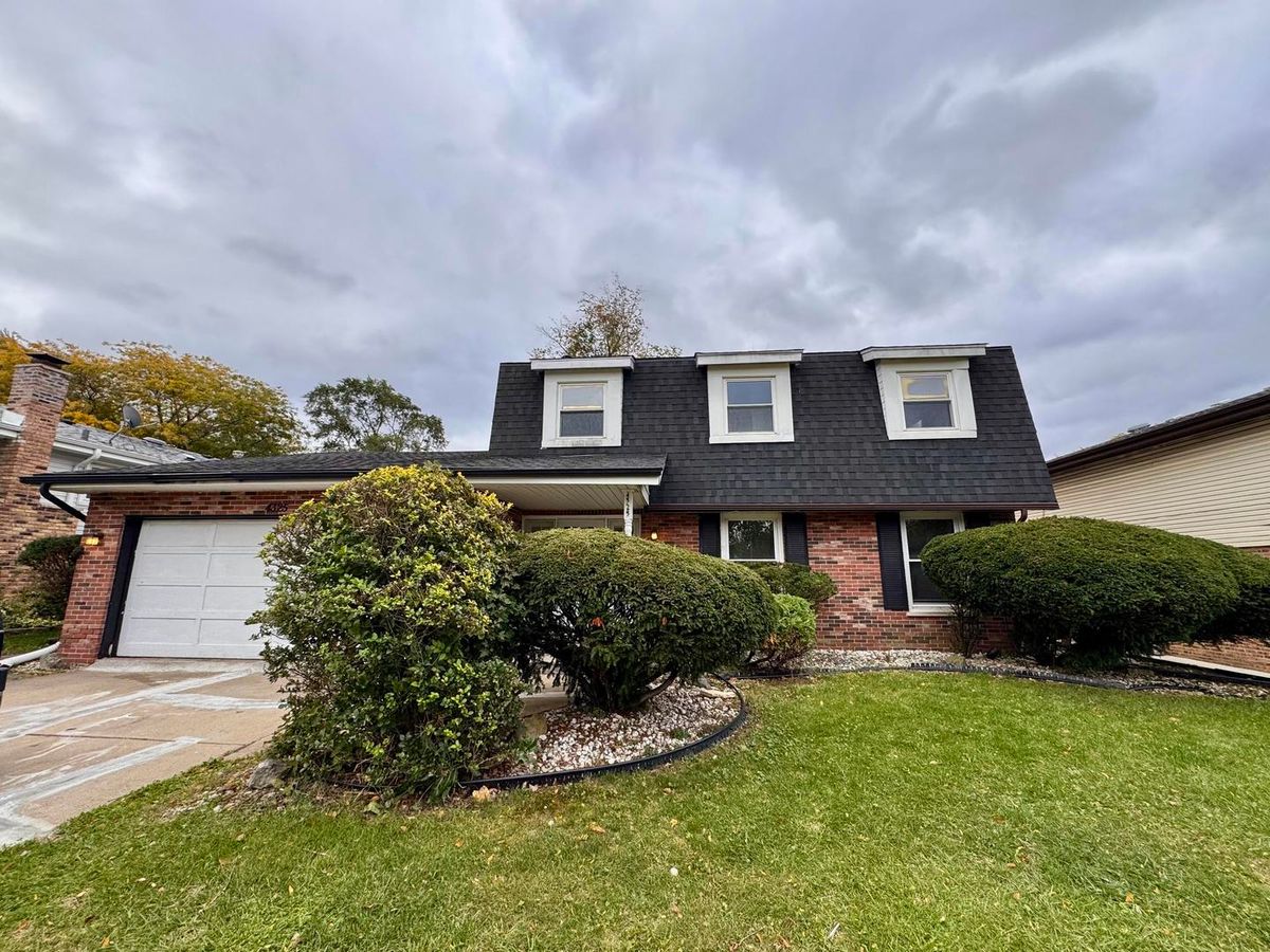 4325 Oakwood Lane, Matteson, IL 60443
