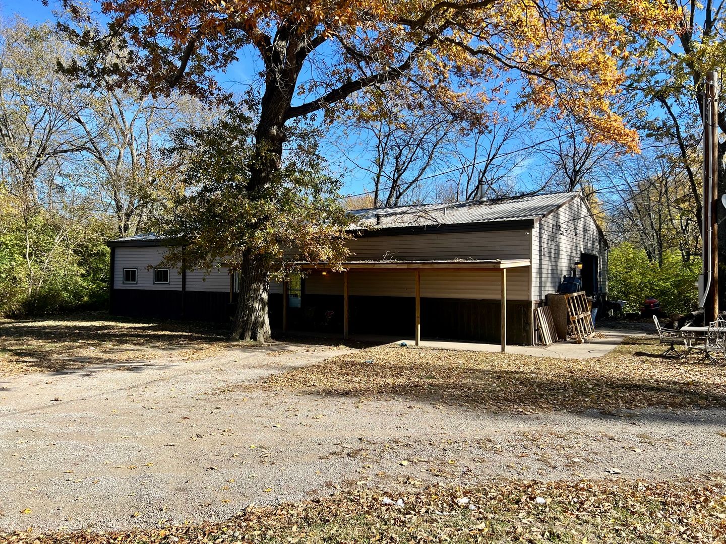2175 Old Police Park Road — St. Joseph, IL 61873