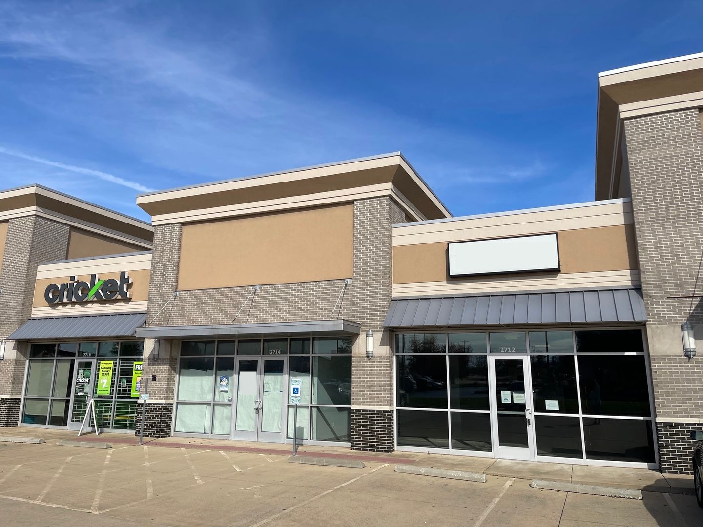 2712 N Prospect Avenue — Champaign, IL 61822