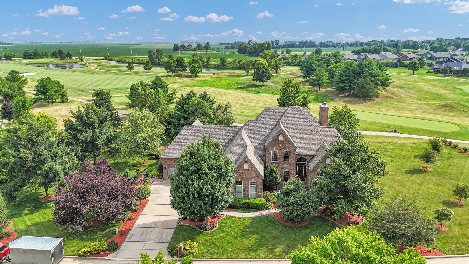 2505 S Stone Creek Boulevard — Urbana, IL 61802