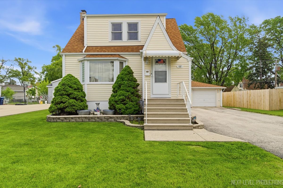 111 Roy Avenue, Northlake, IL 60164