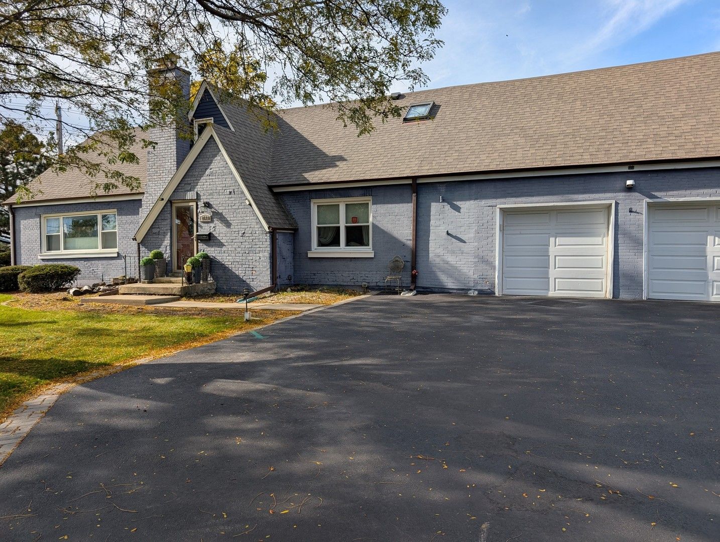 2140 Beechnut Road — Northbrook, IL 60062