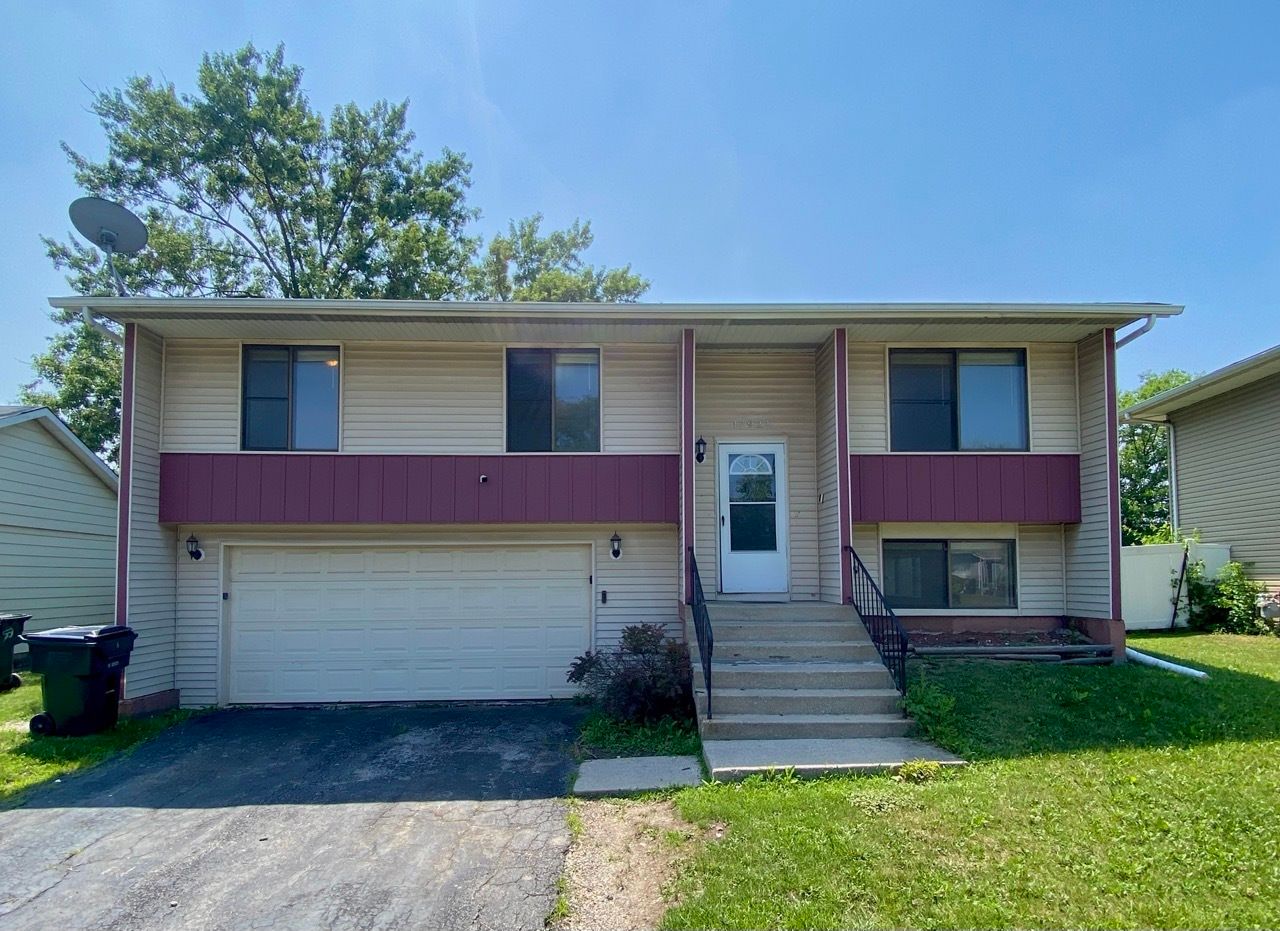 17922 Normandy Lane — Hazel Crest, IL 60429