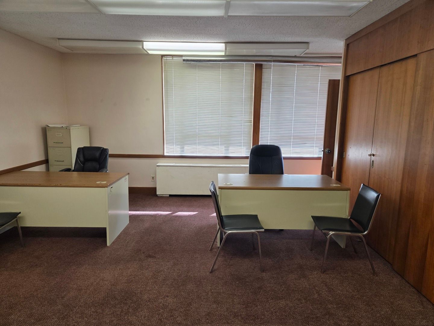 1400 W Anthony Drive #101 — Champaign, IL 61821