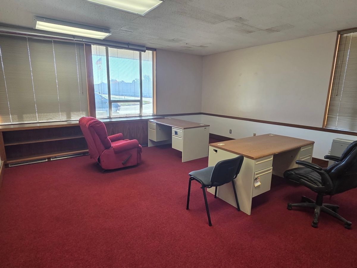 1400 Anthony Drive, Champaign, IL 61821