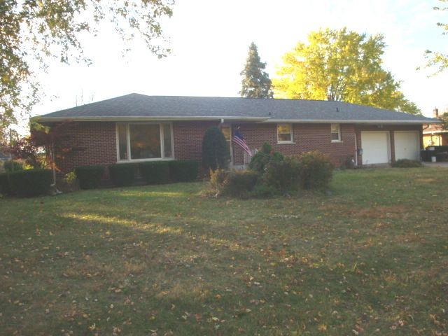 522 N Third Street — Cissna Park, IL 60924