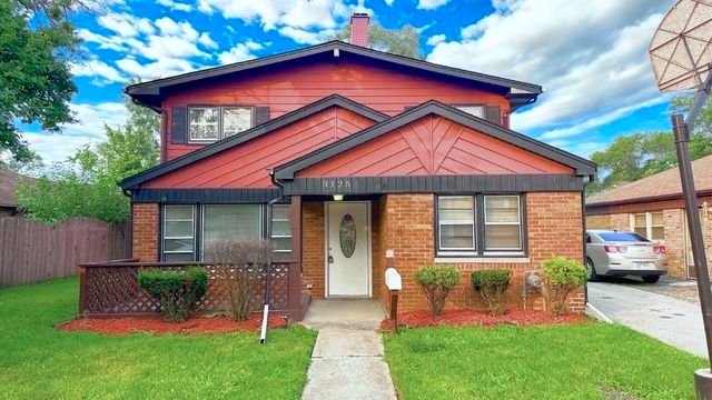 3125 W Whipple Drive — Merrionette Park, IL 60803