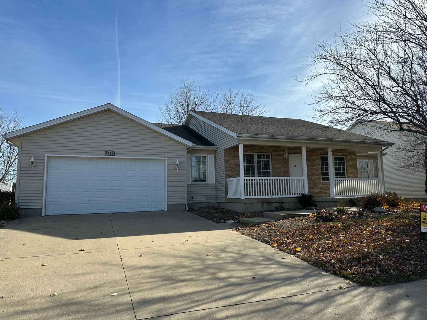 1005 Fox Run — Villa Grove, IL 61956