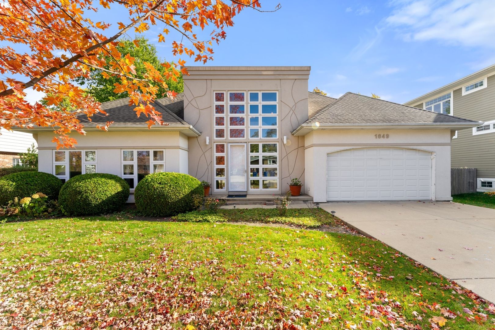 1649 Central Avenue — Northbrook, IL 60062