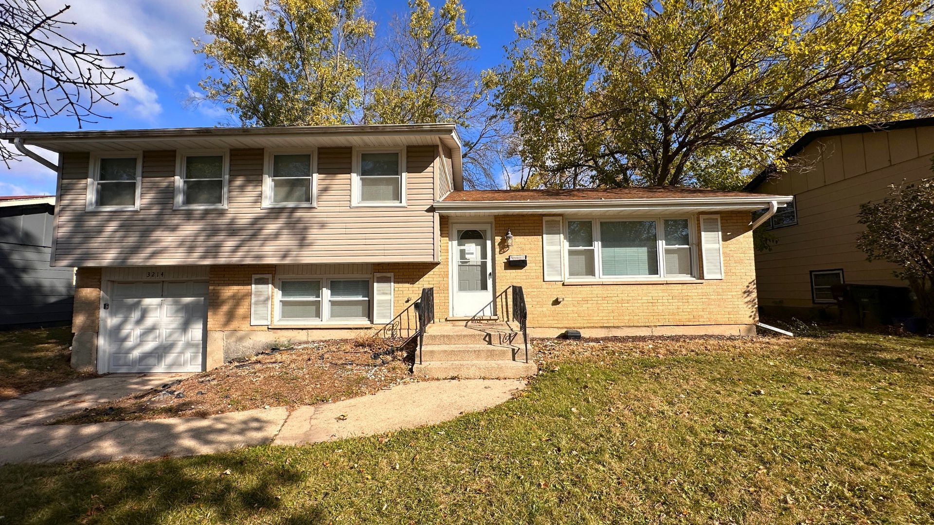 3214 Birchwood Drive — Hazel Crest, IL 60429