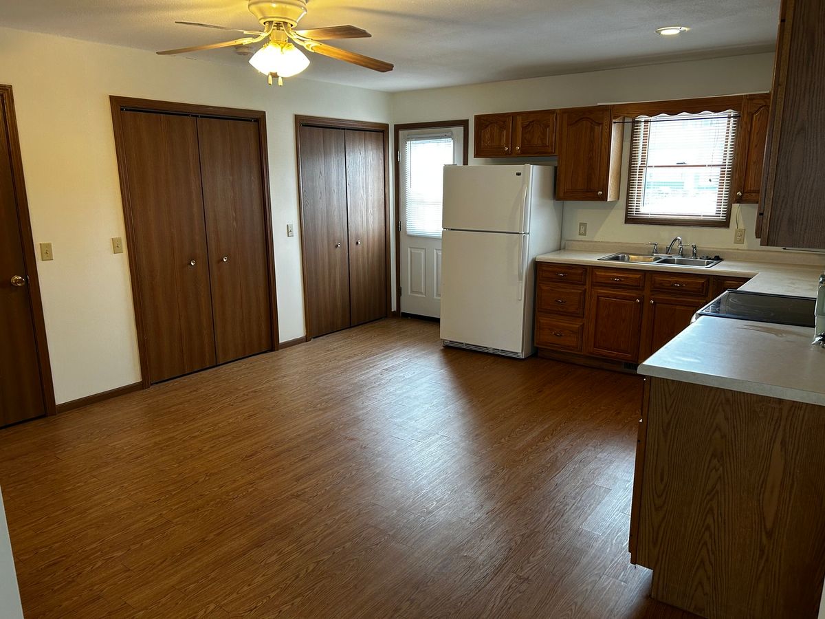 107 S Oak Street, Assumption, IL 62510