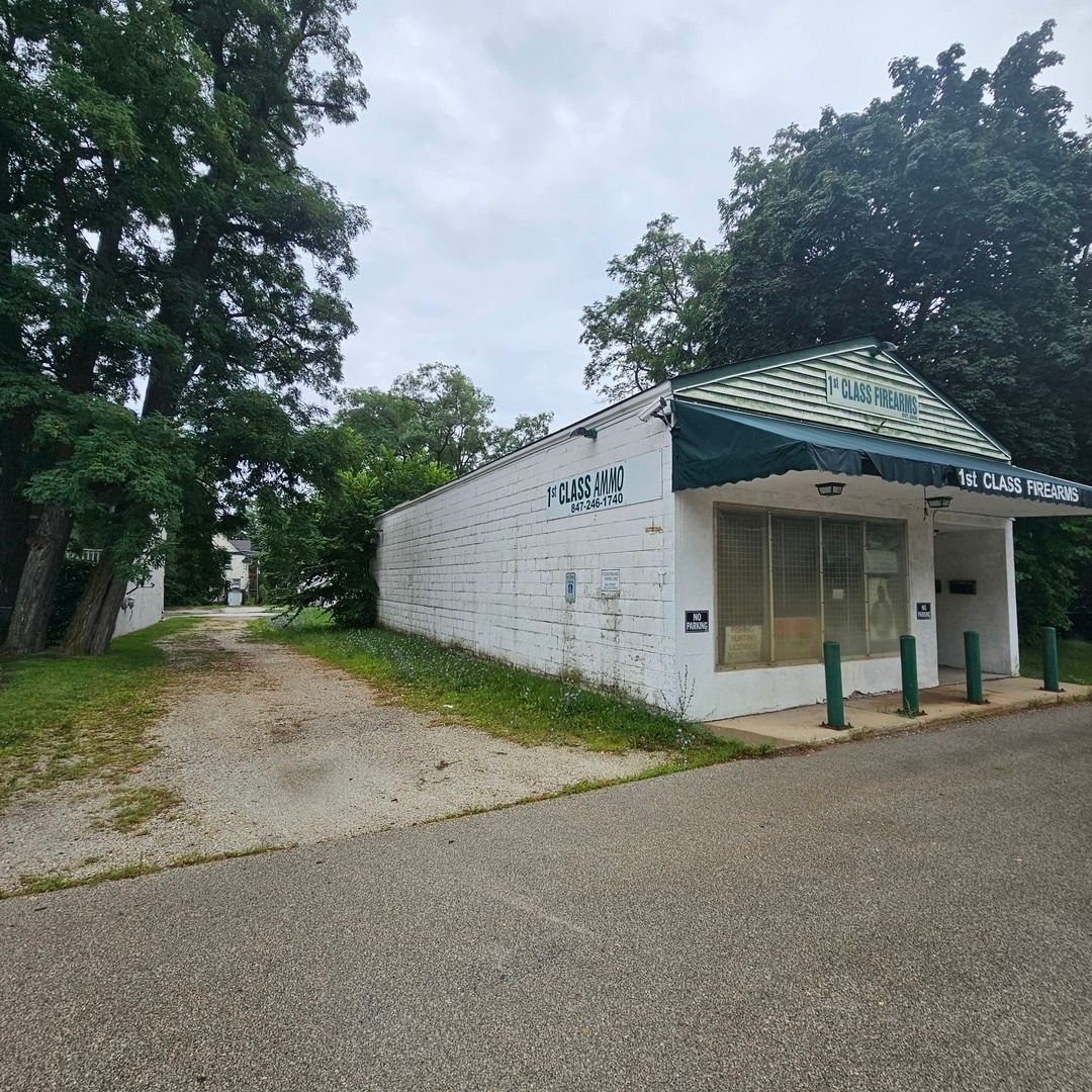 2453 Sheridan Road — Zion, IL 60099