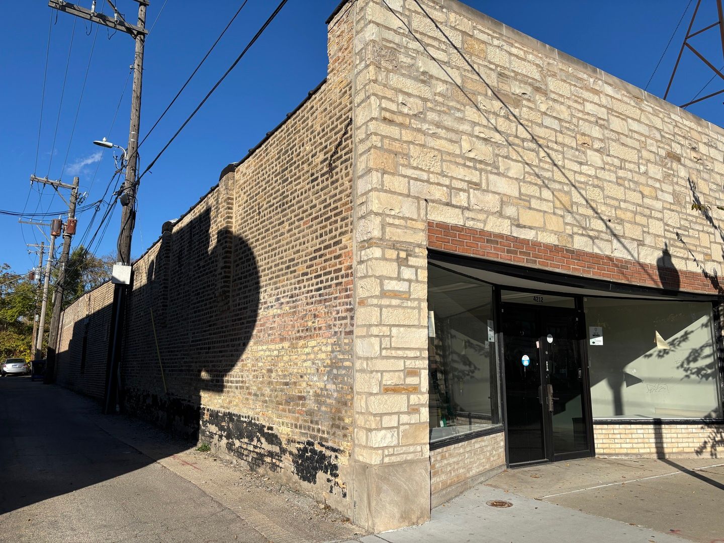 4212 W Irving Park Road — Chicago, IL 60641
