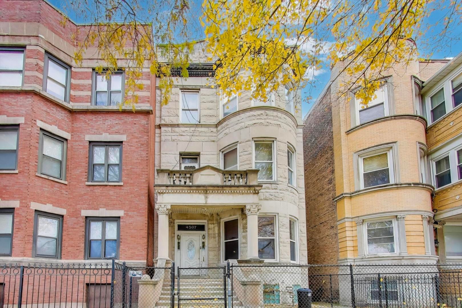 4507 S Michigan Avenue — Chicago, IL 60653
