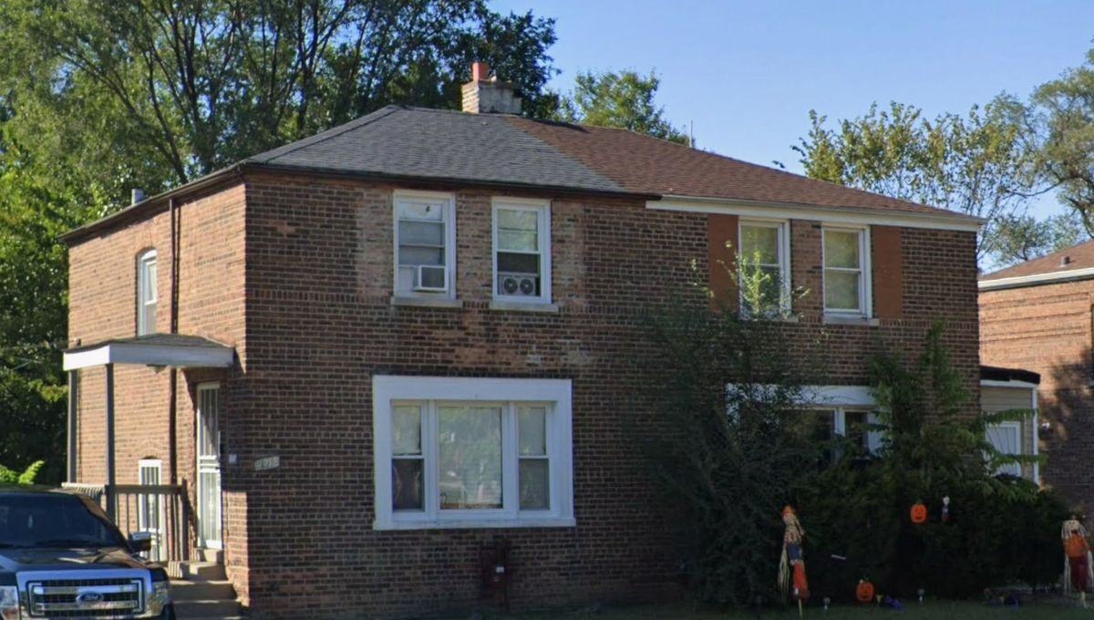 9918 Hoxie Avenue, Chicago, IL 60617