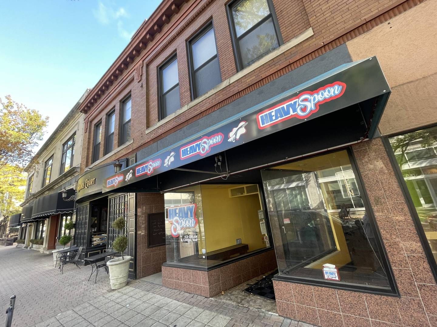 118 N Neil Street — Champaign, IL 61820