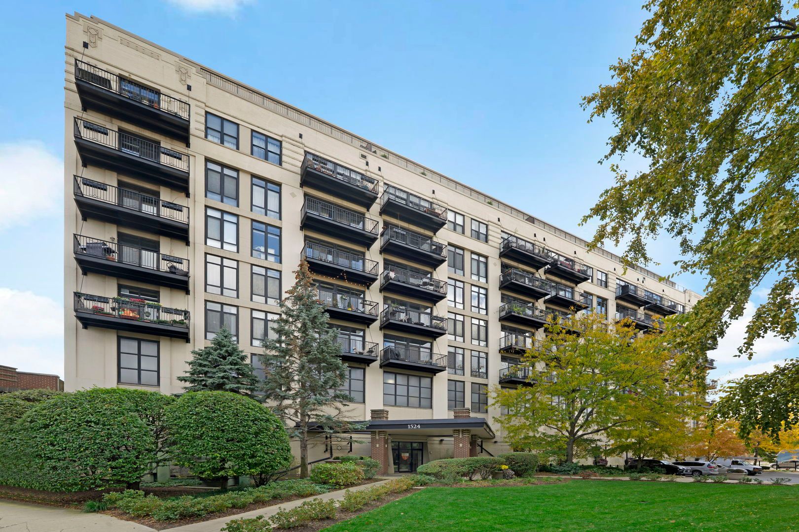 1524 S Sangamon Street #513 — Chicago, IL 60608