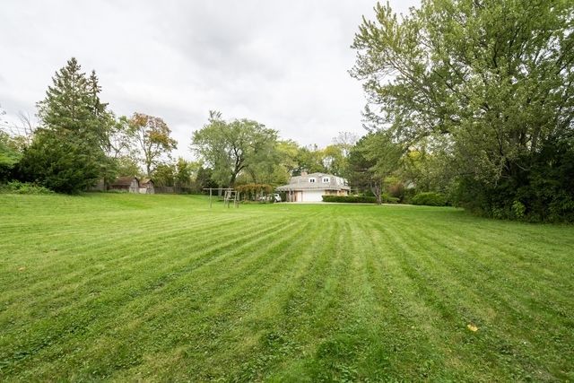 479 E Illinois Road — Lake Forest, IL 60045