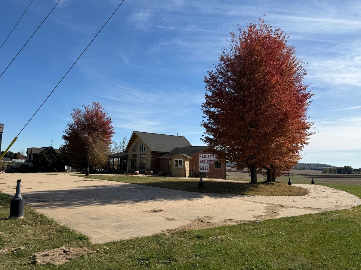 11379 US 20 Highway E, Stockton, IL 61085