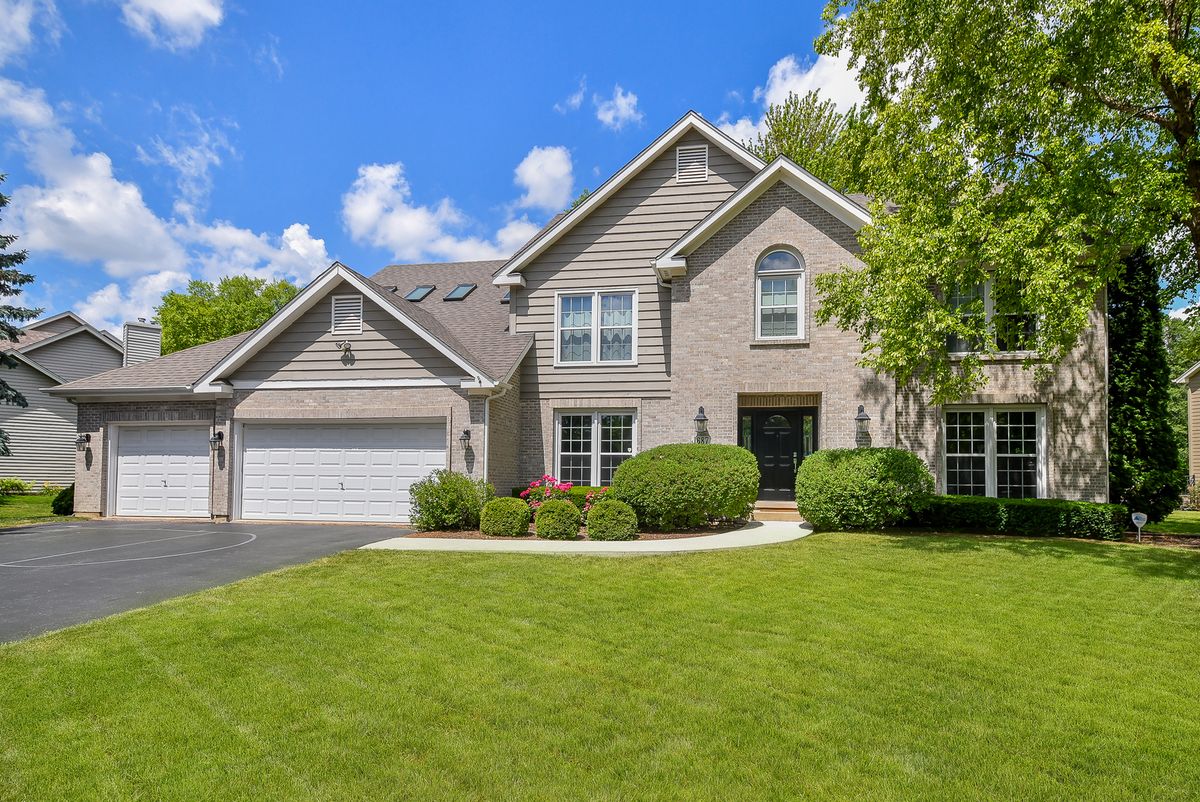 1687 Sauk Drive, Batavia, IL 60510